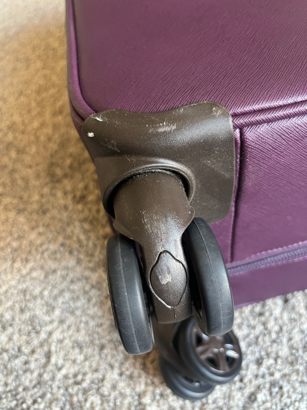 Michael Kors Carry on Suitcase - Picture 11 of 16